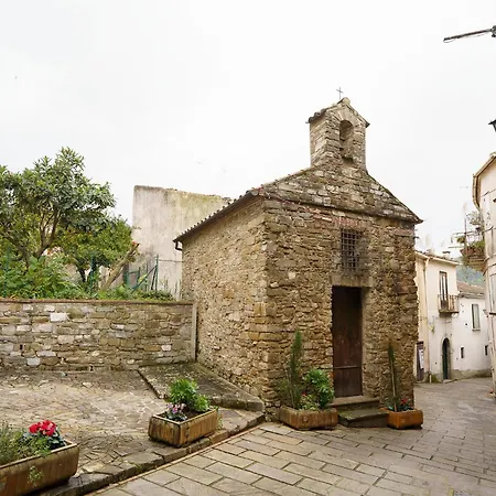 Il Vecchio Pozzo Apartment *